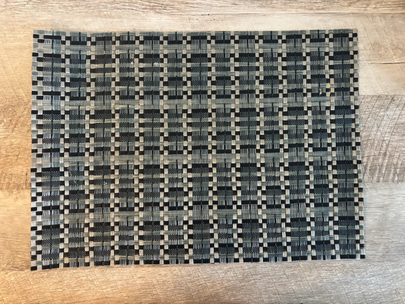 Sets of Woven Placemats - photo 3