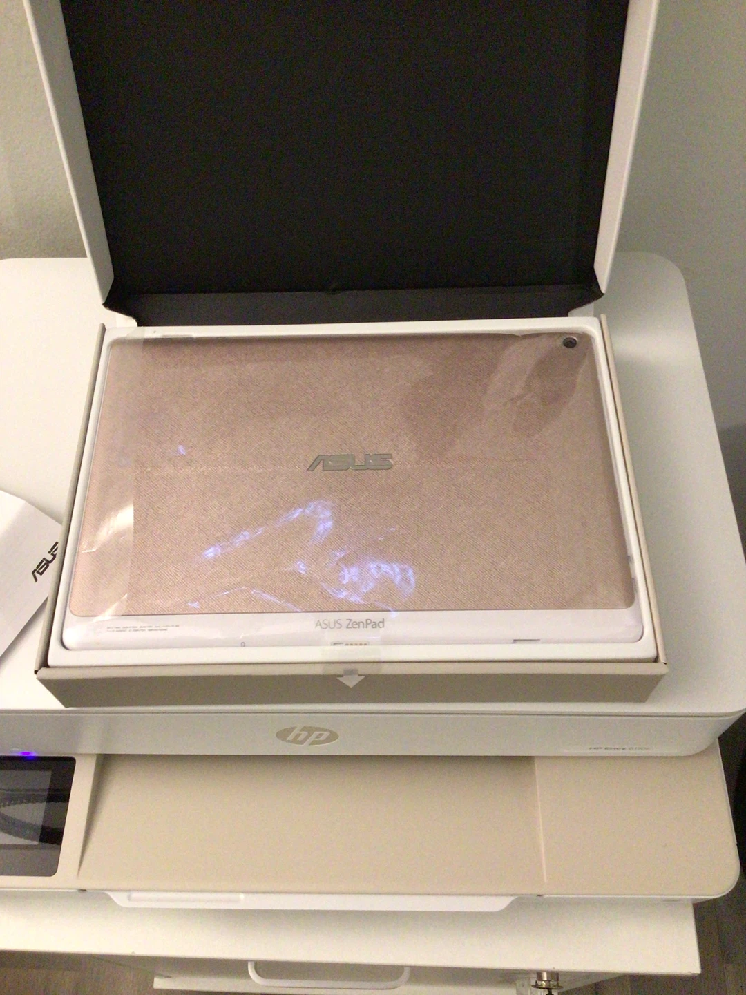 ASUS ZenPad 10 Rose Gold - photo 3