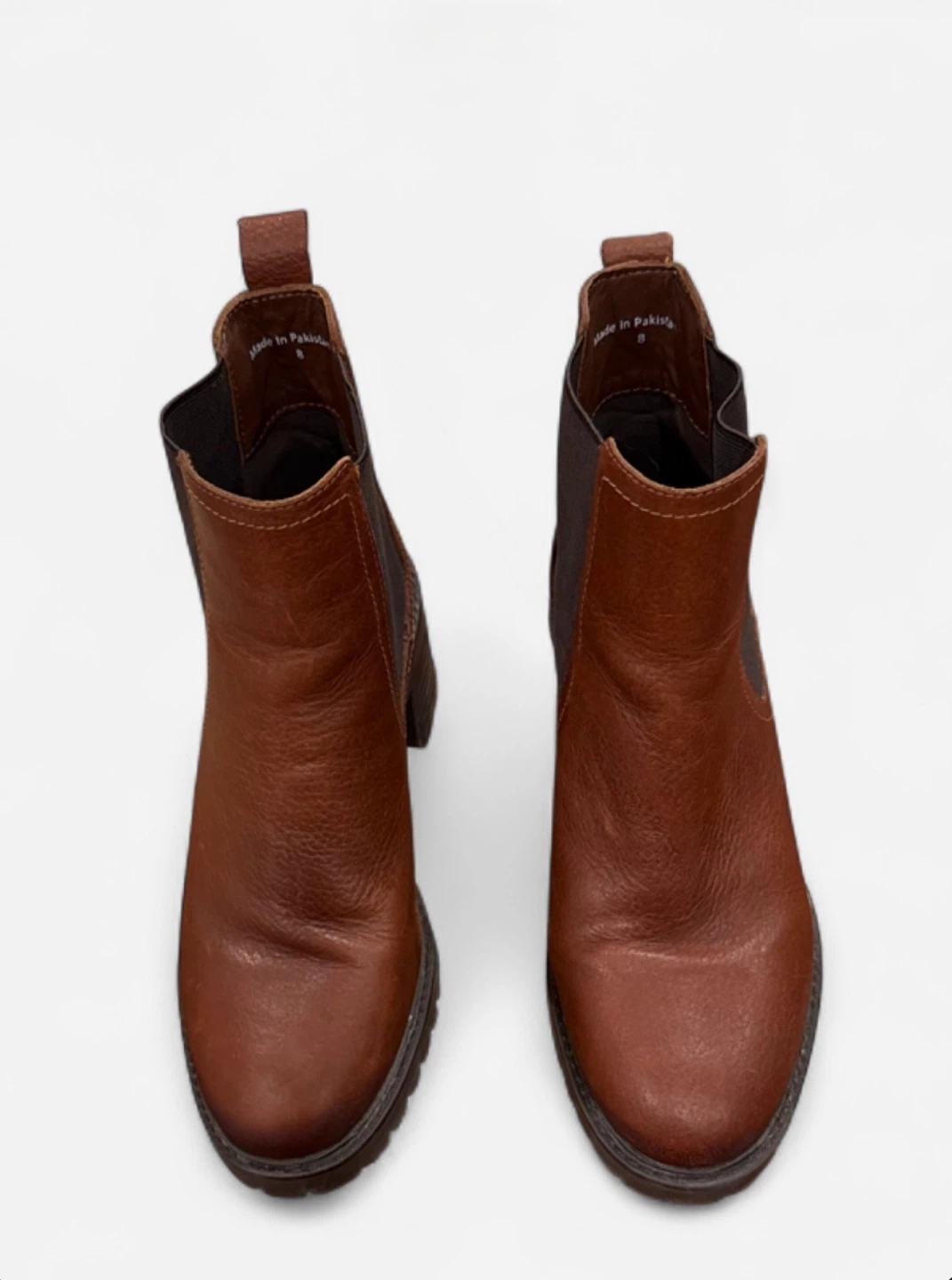 NWOT! Oker Leather Chelsea Boots Women’s Size 8 - photo 2