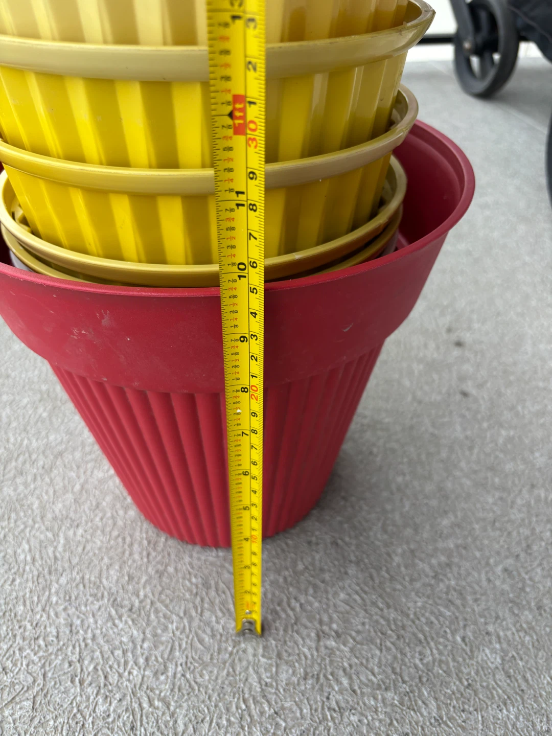 Assorted Plastic Plant Pots - photo 2