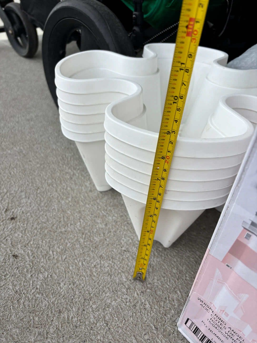 Assorted Plastic Plant Pots - photo 4