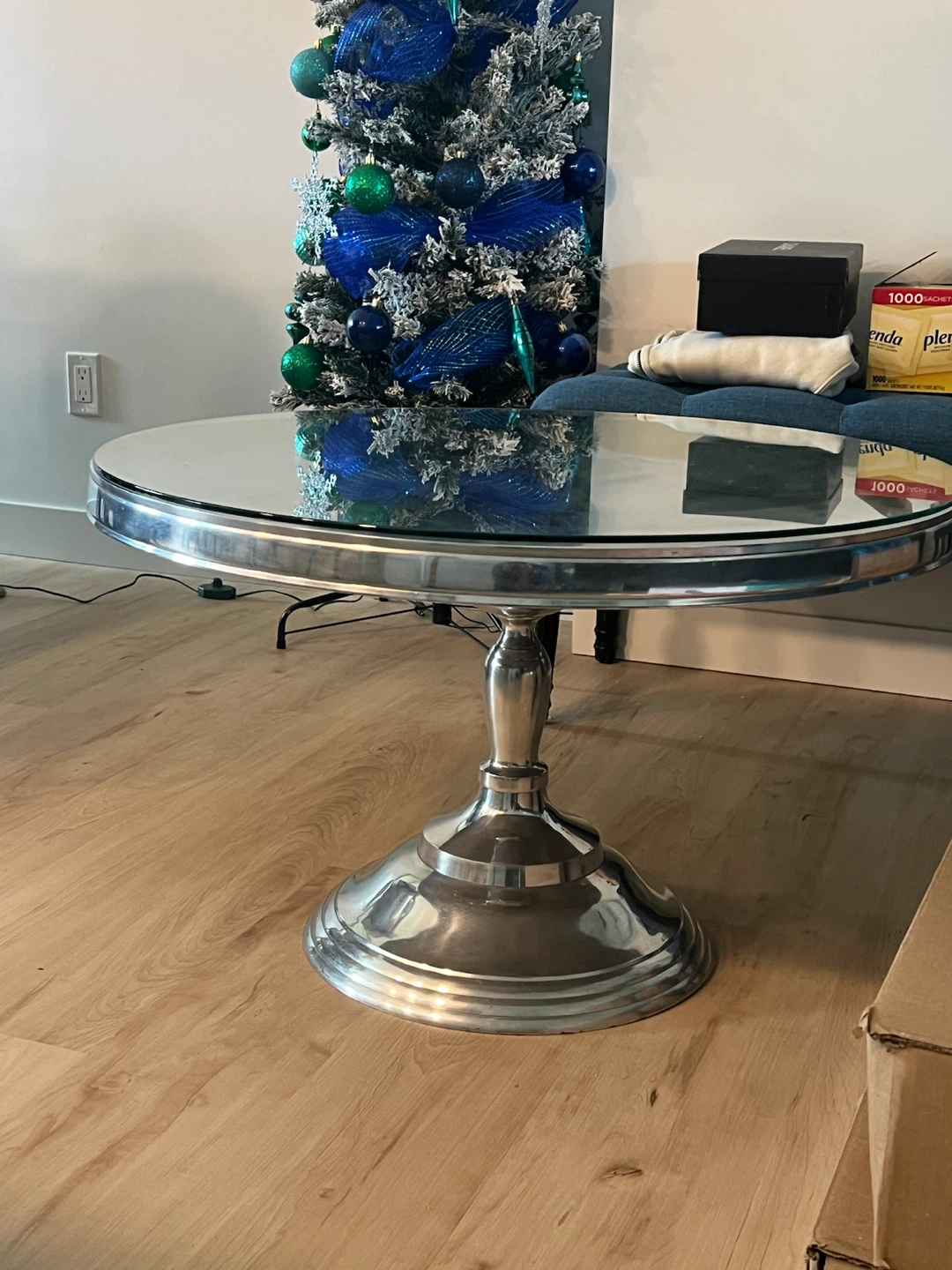 Round mirrored chrome  coffee table