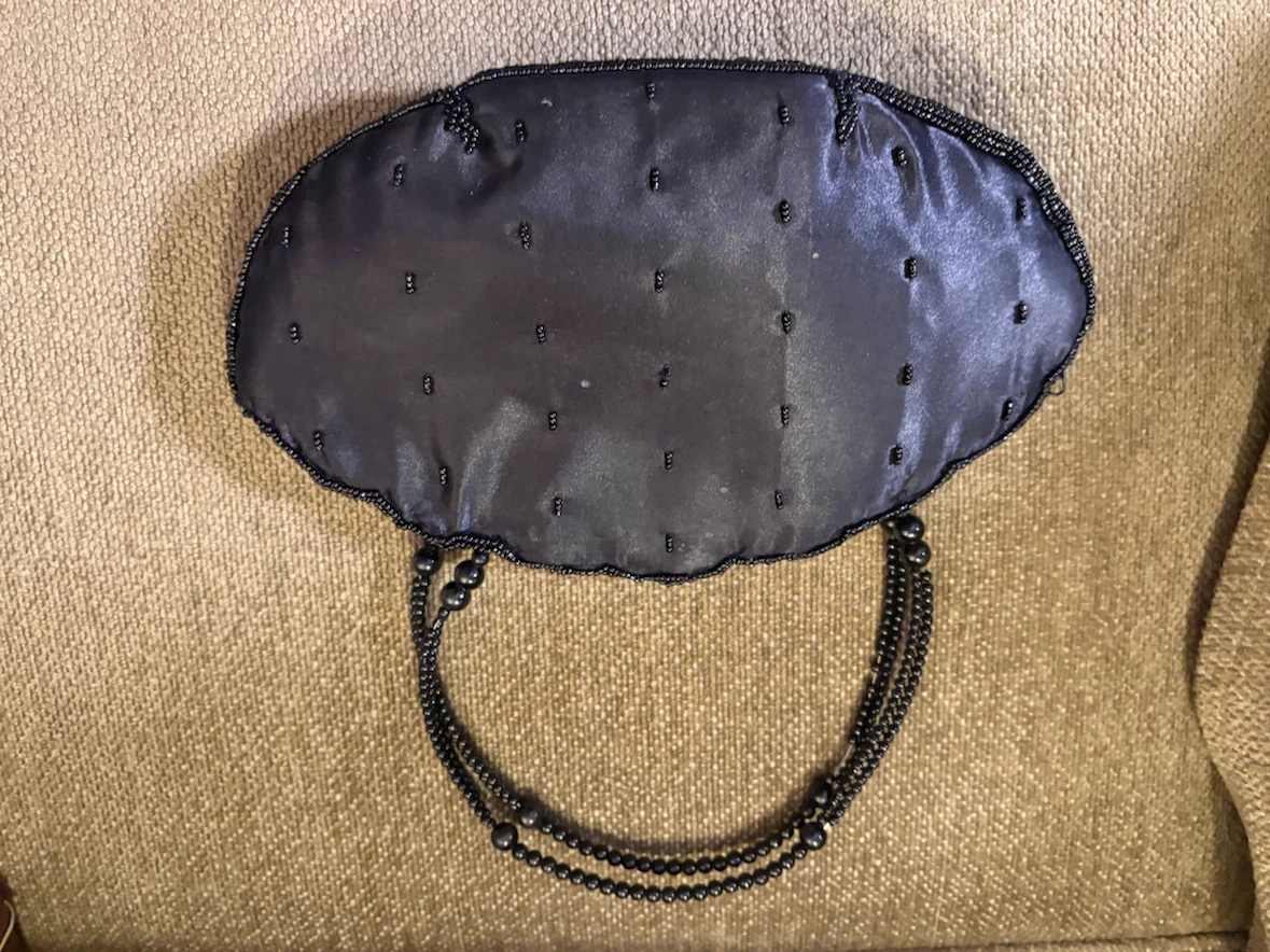 Black Beaded Evening Handbag - photo 2