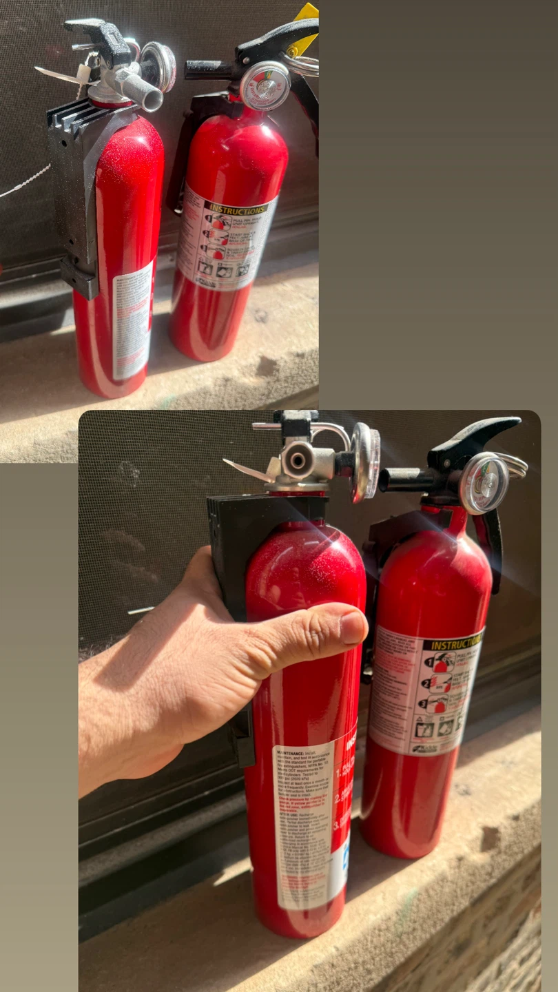 Fire Extinguishers fire blanket - photo 3