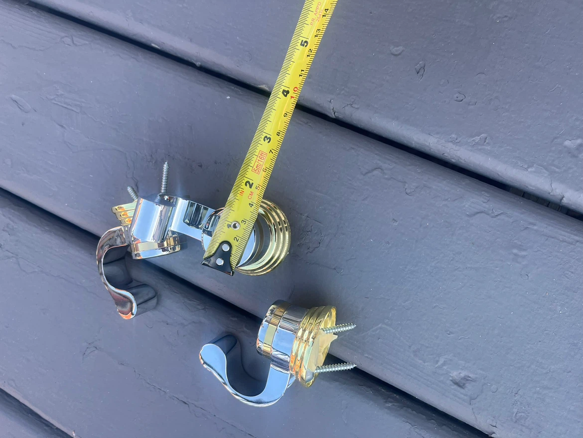 Set of 3 Chrome and Gold Wall Hooks - photo 2