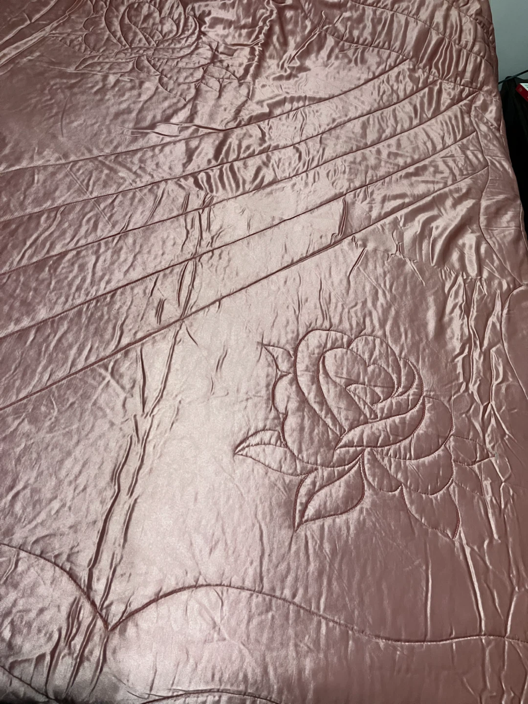 Vintage Pink Floral Quilted Bedspread - photo 3
