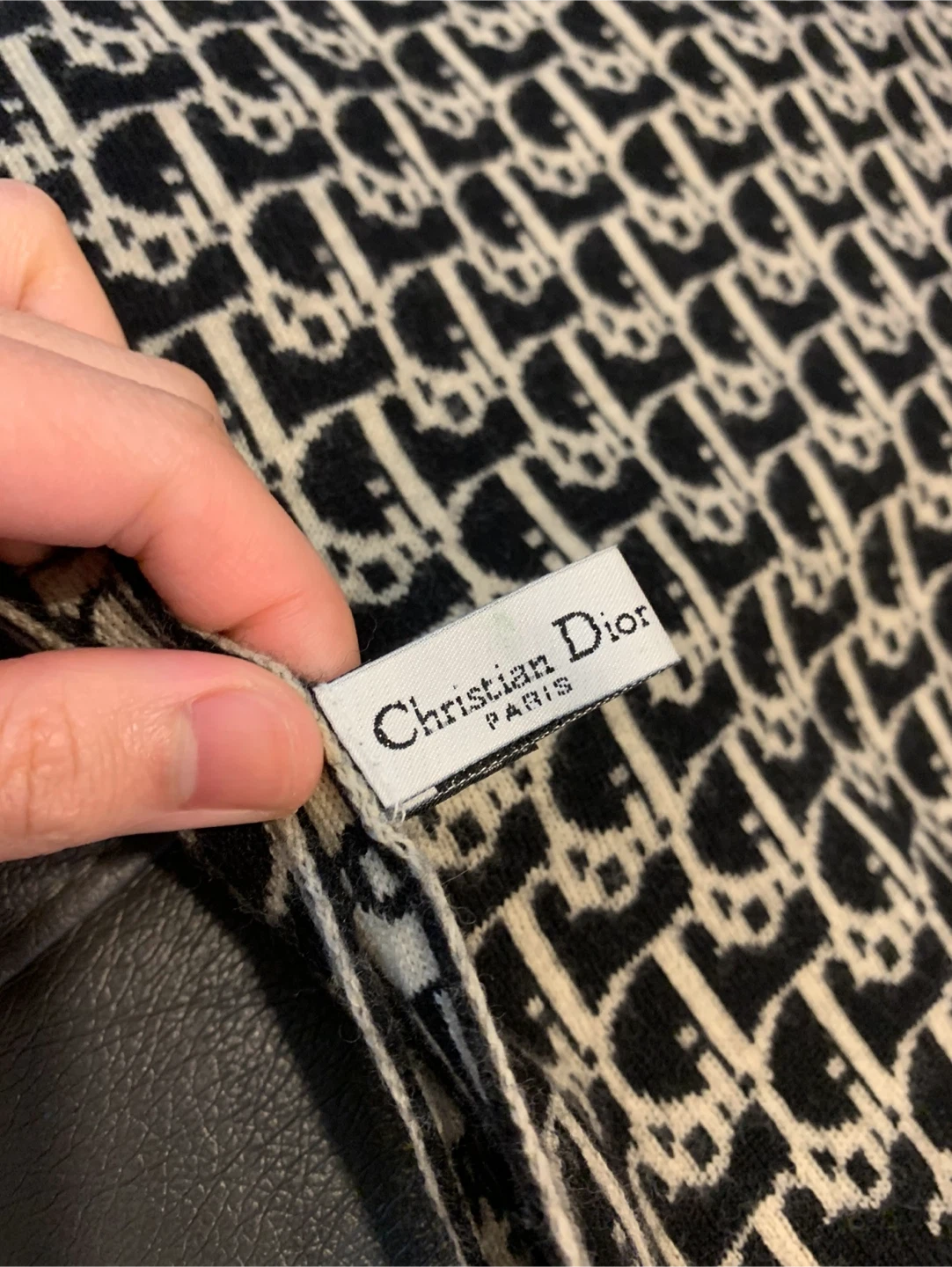 Christian Dior Oblique Reversible Scarf Unisex - photo 2