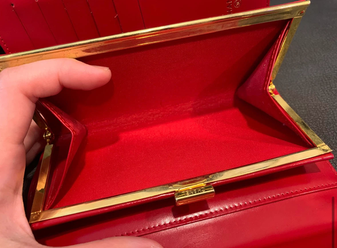 Chanel Red Caviar Leather Wallet - photo 5