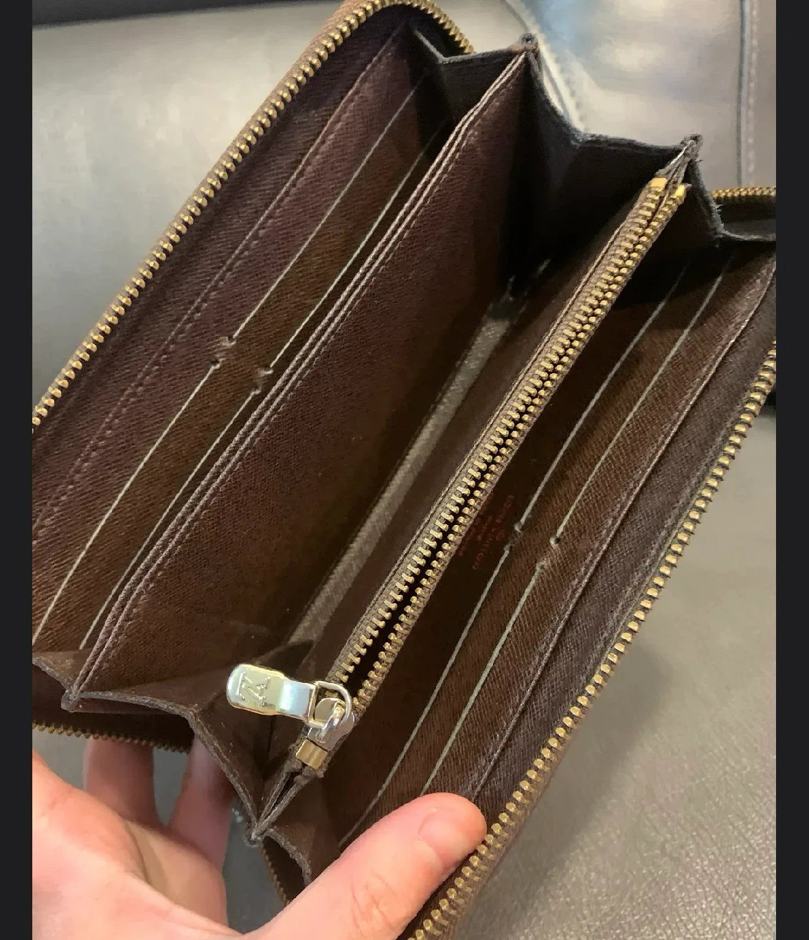 Louis Vuitton Damier Ebene Zippy Wallet - photo 4