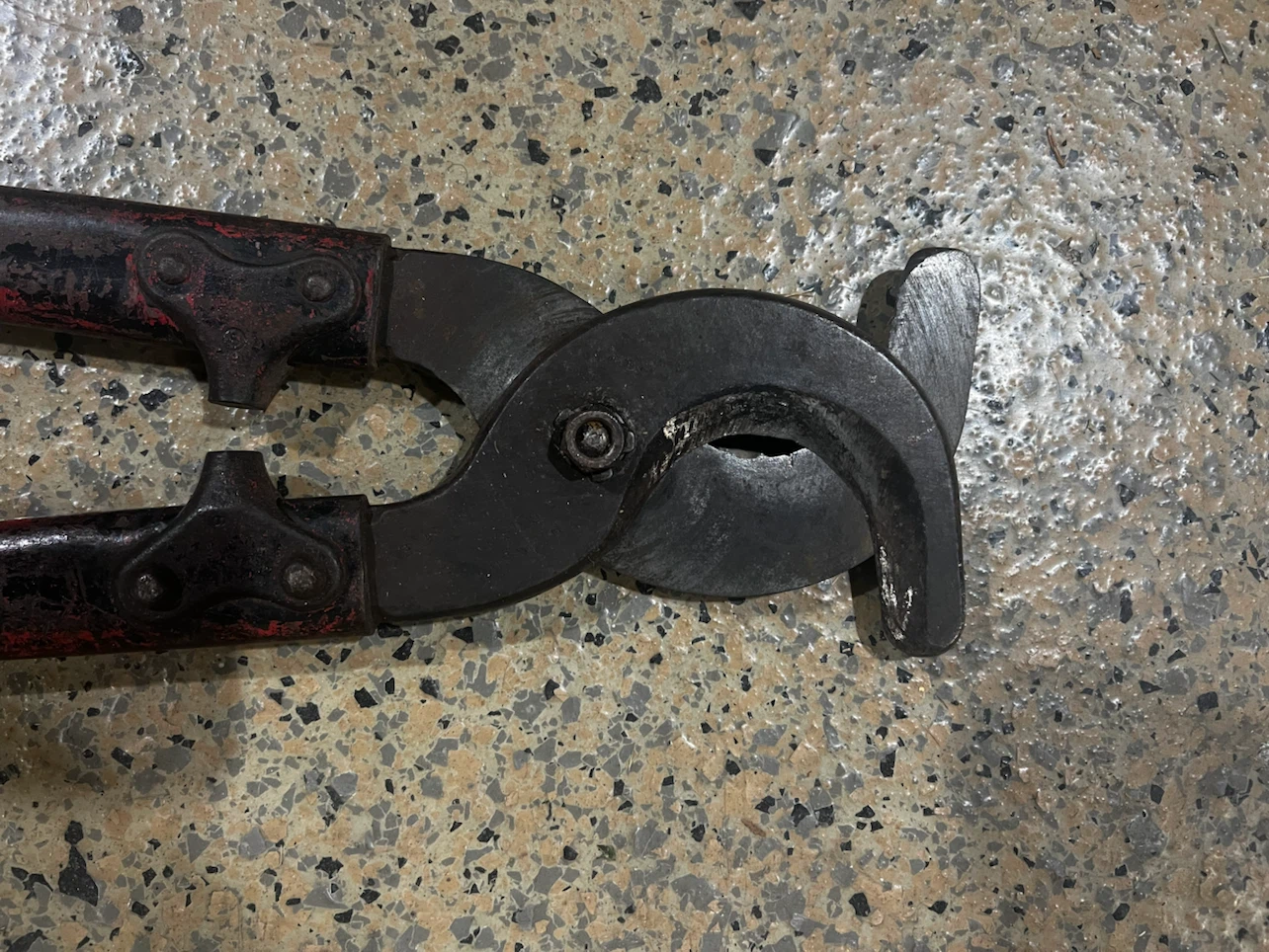 Heavy Duty Cable Cutters - photo 2