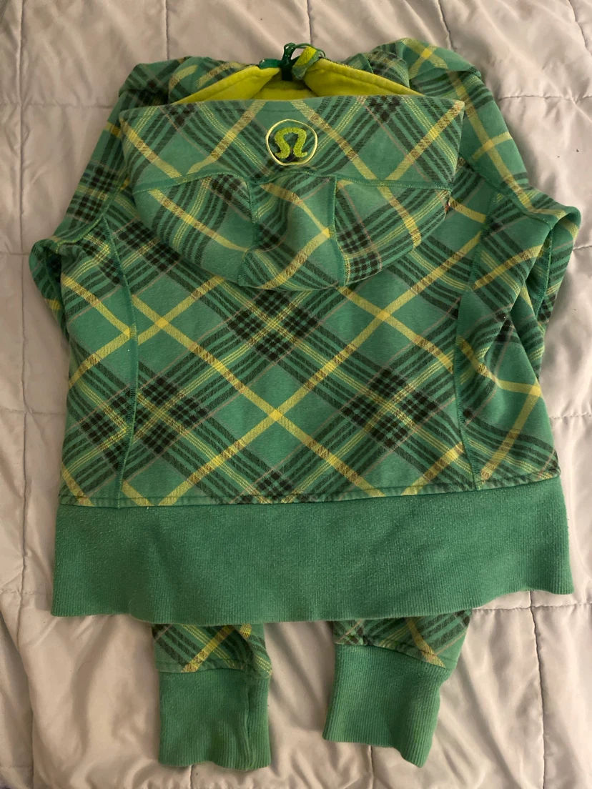 Lululemon Green Plaid Zip-Up Hoodie - photo 2