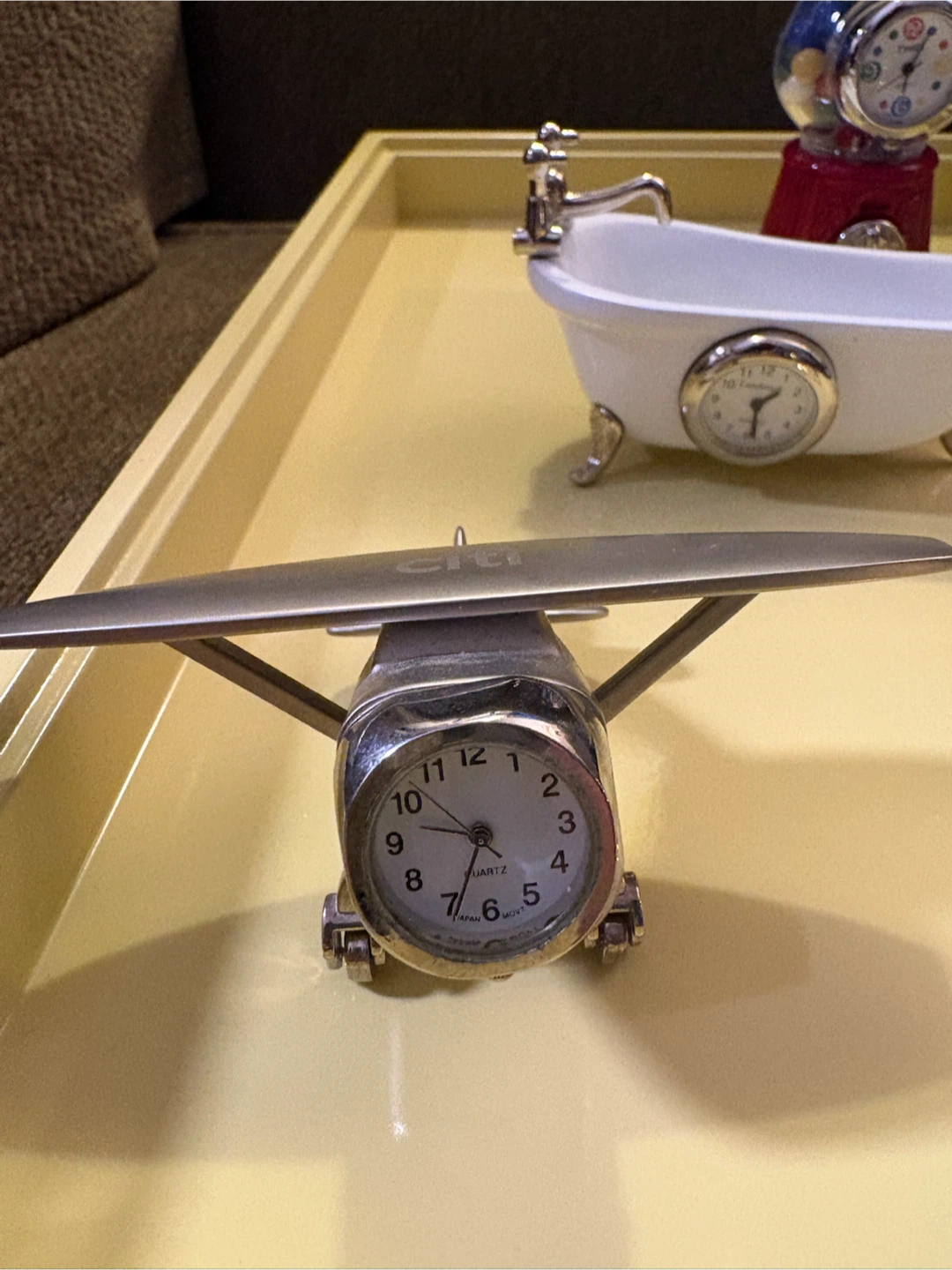 Set of 4 Novelty Miniature Quartz Clocks - photo 3