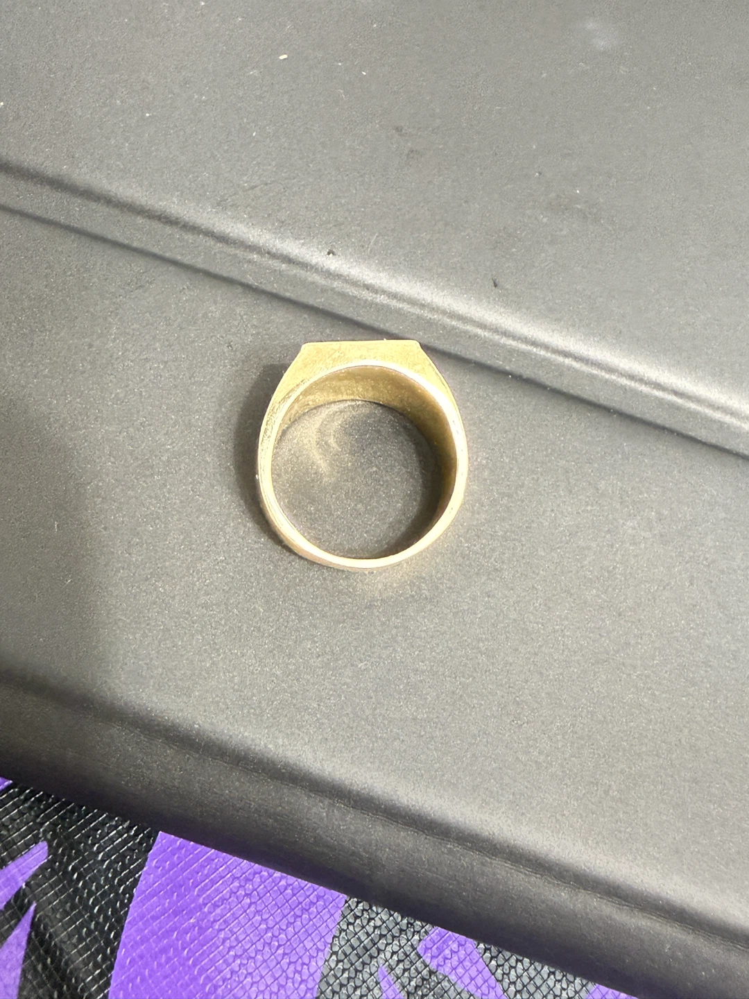 Gold-tone Crest Signet Ring - photo 3