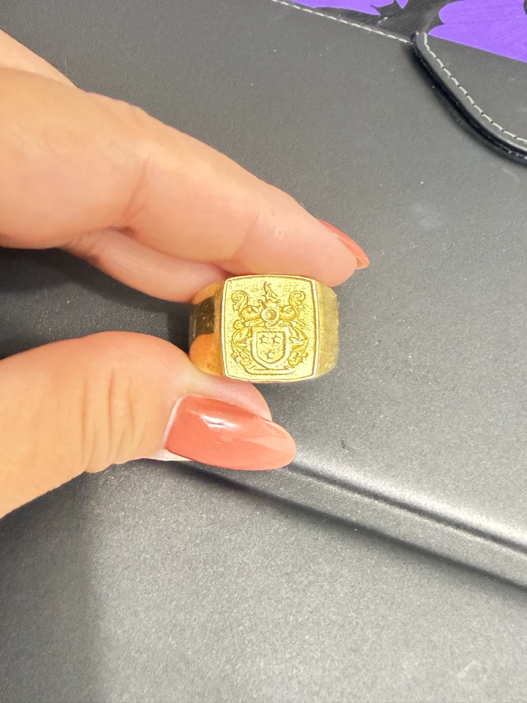 Gold-tone Crest Signet Ring - photo 4
