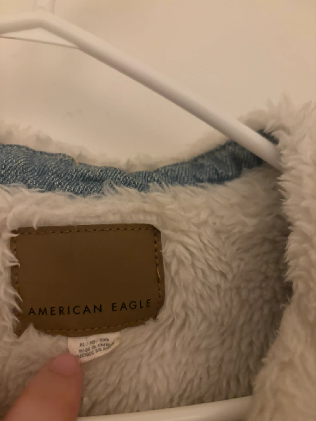 American Eagle Sherpa-Lined Denim Jacket - photo 2