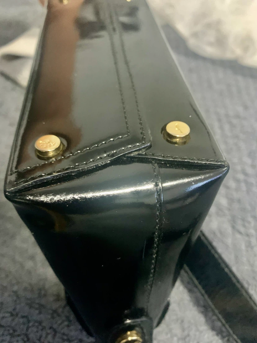Salvatore Ferragamo Black Patent Leather Shoulder Bag - photo 4