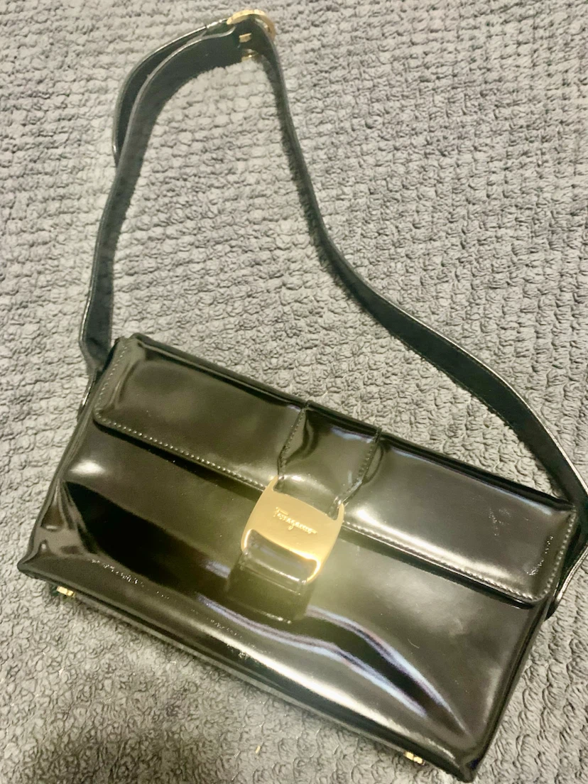 Salvatore Ferragamo Black Patent Leather Shoulder Bag - photo 5