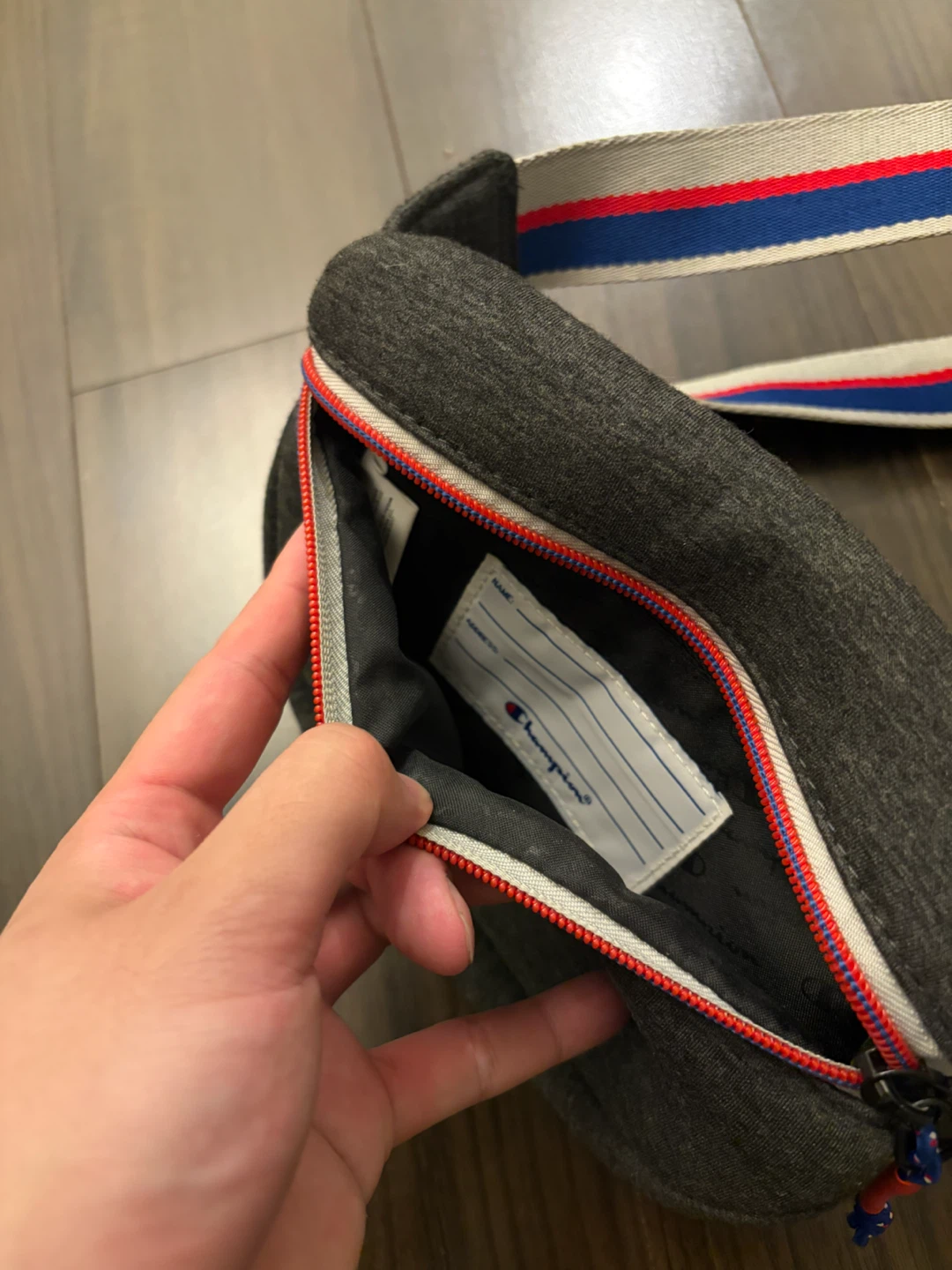 Champion Grey Waist Bag - photo 4