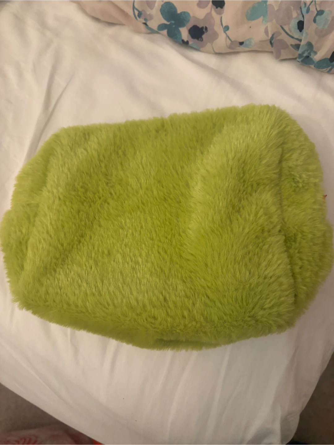 Grinch Faux Fur Cosmetic Pouch - photo 2