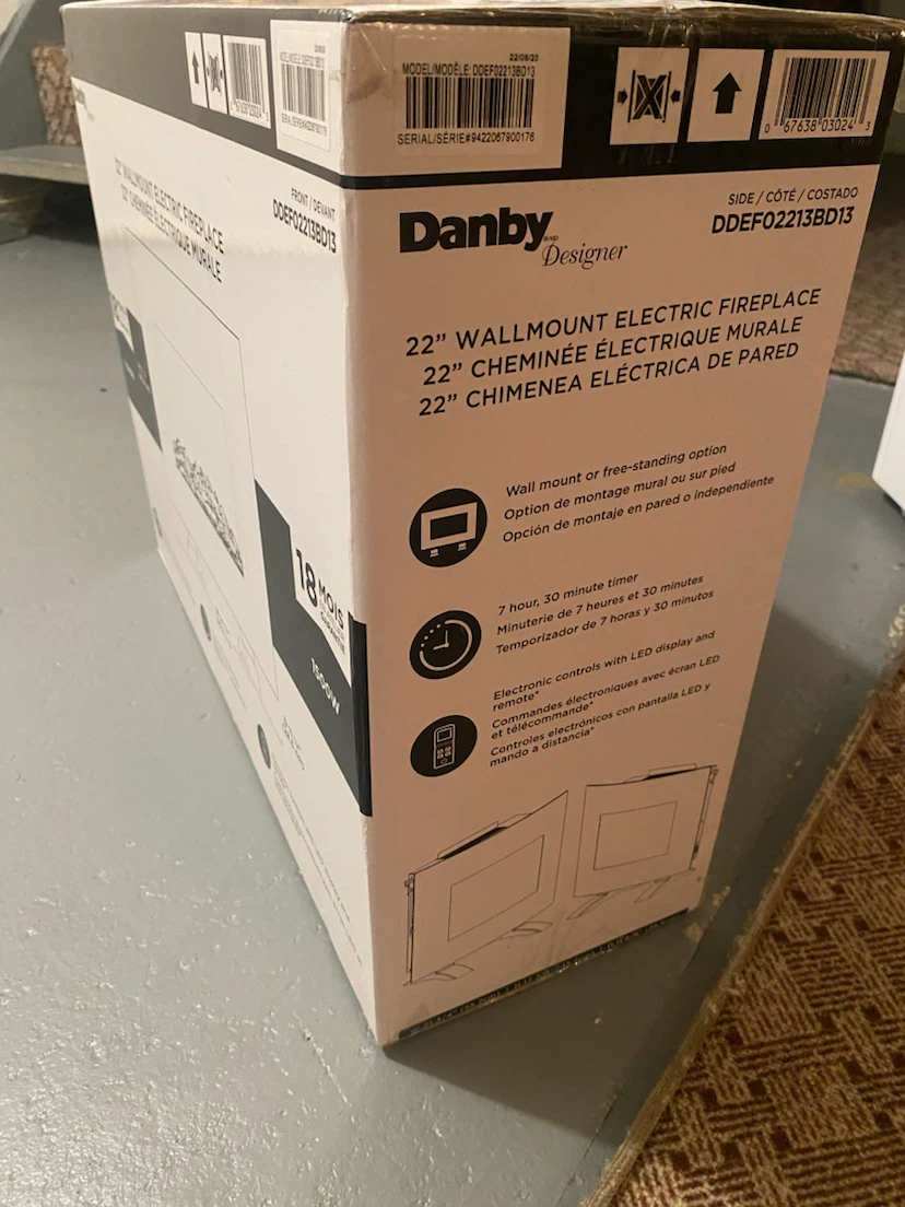 Danby Designer 22" Electric Fireplace - photo 2