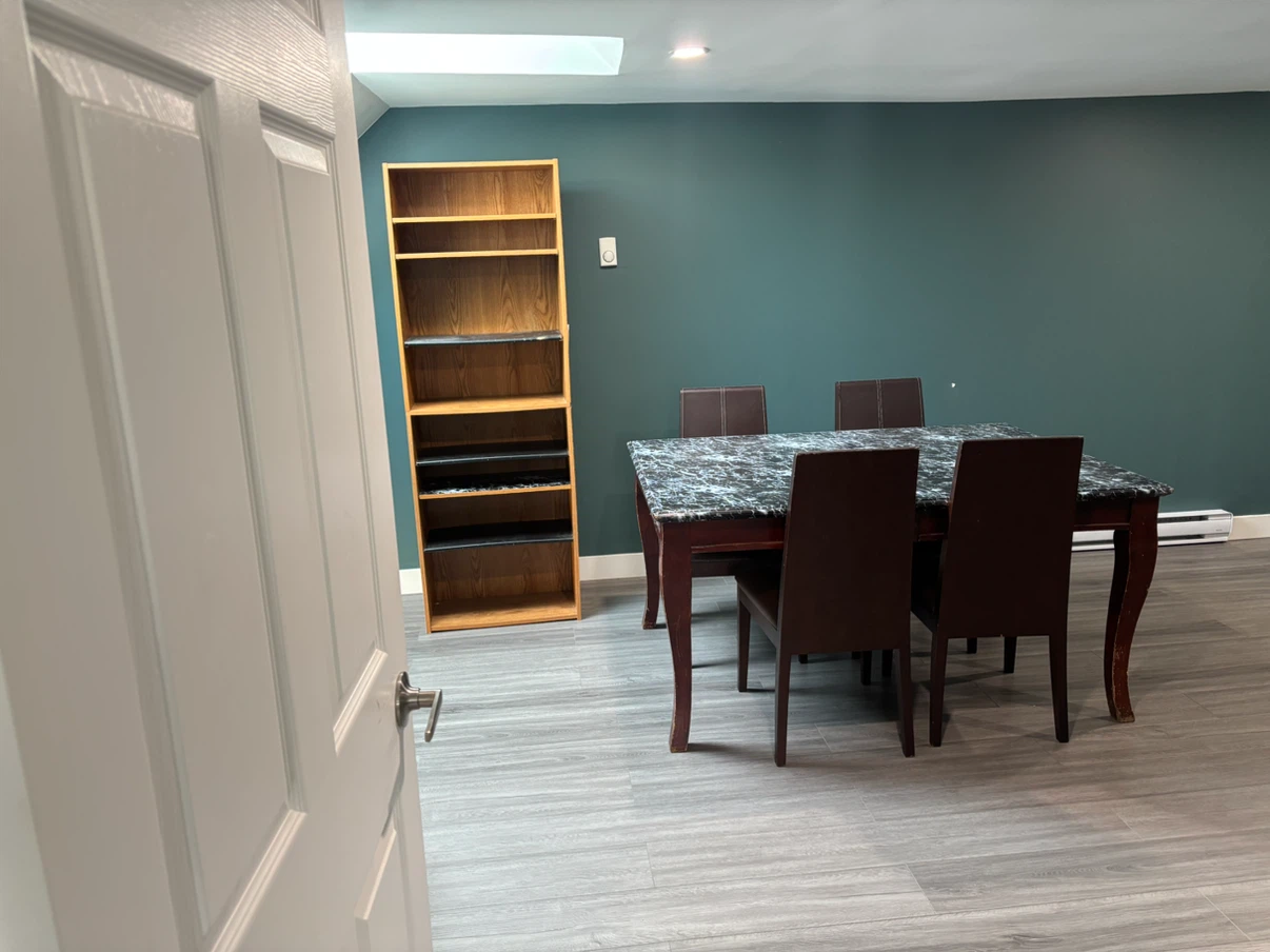 Dining table set with 4 chairs and a shelve