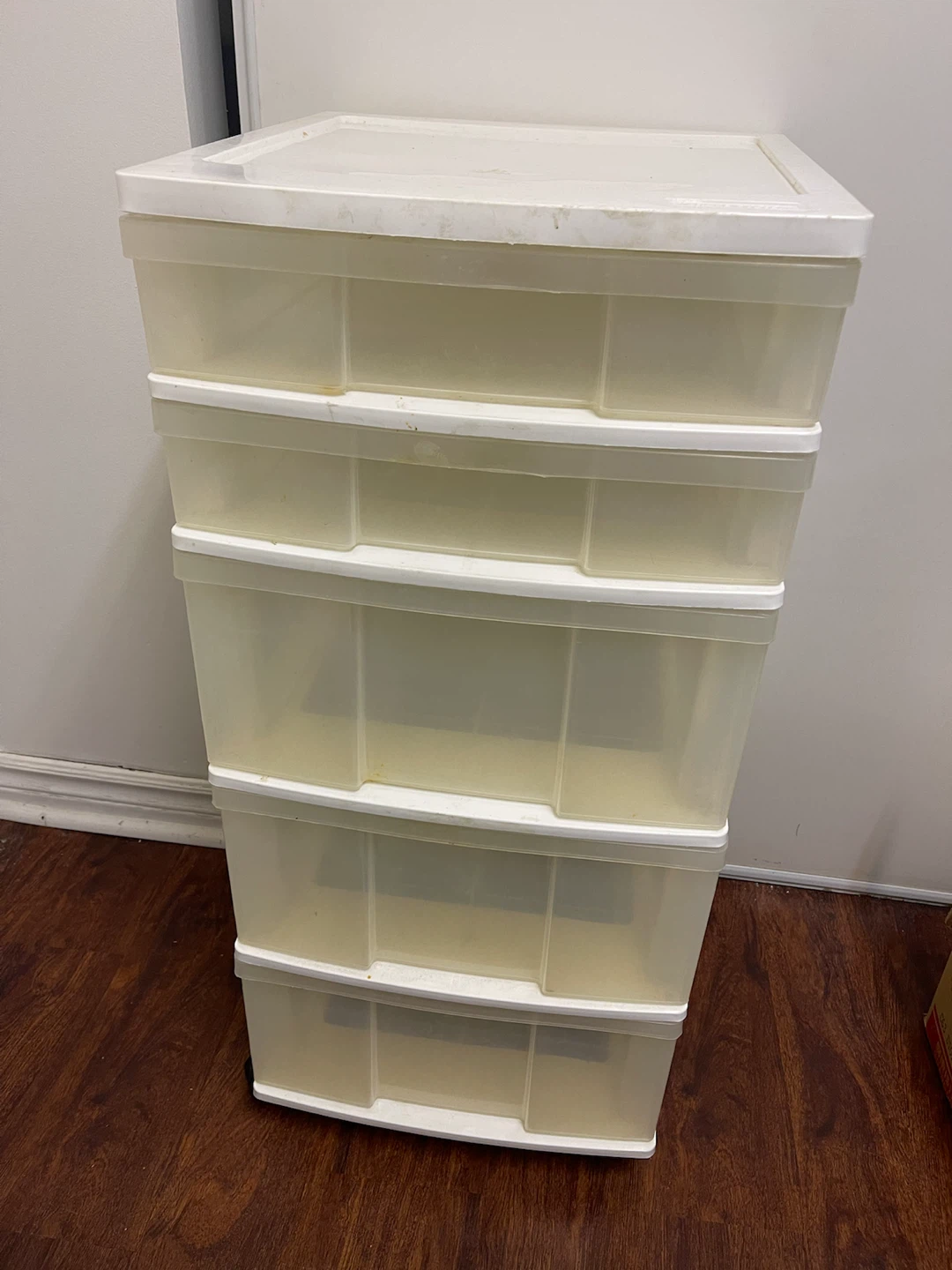 5-Drawer White Plastic Storage Unit