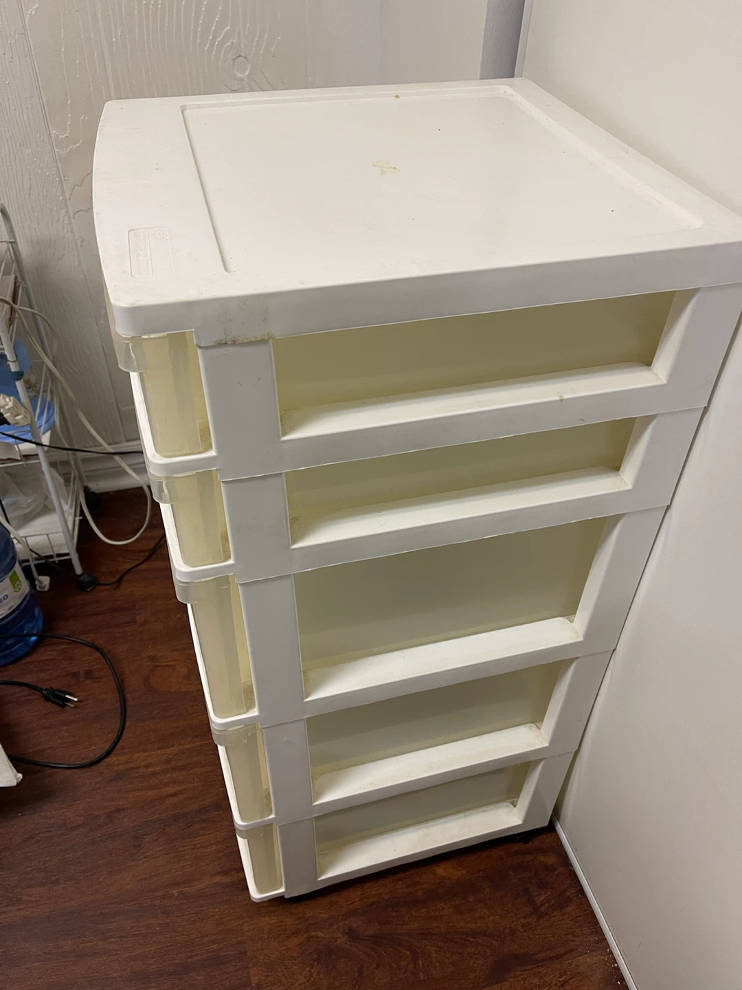 5-Drawer White Plastic Storage Unit - photo 2