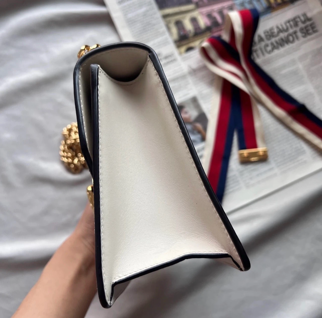 Authentic Gucci Sylvie white leather shoulder bag - photo 2