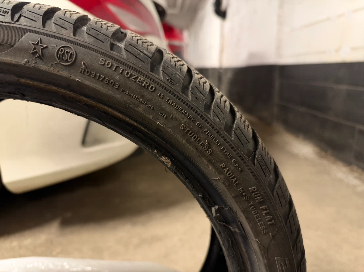 Pirelli Winter Sottozero 3 run-flat winter tires. - photo 5