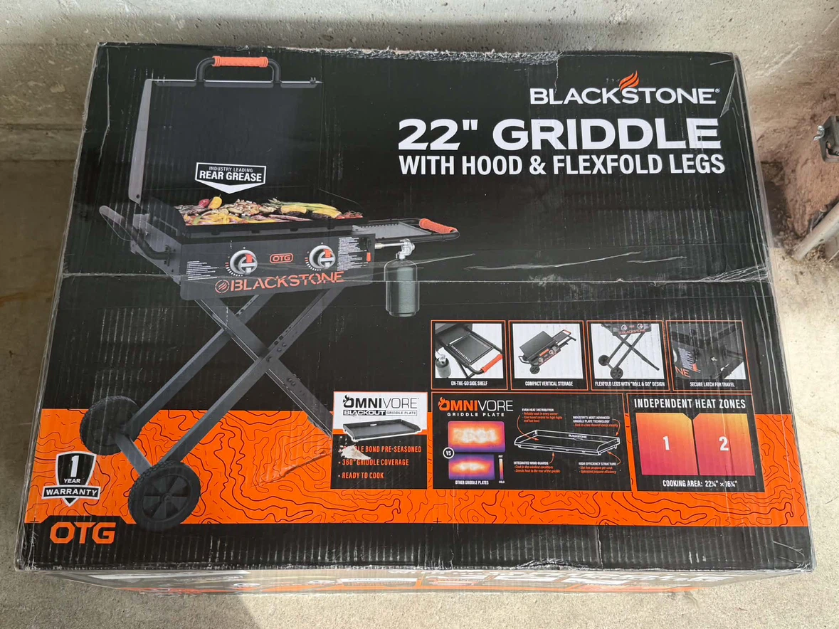 BRAND NEW Blackstone 22” Griddle with Hood & FlexFold Legs - photo 2
