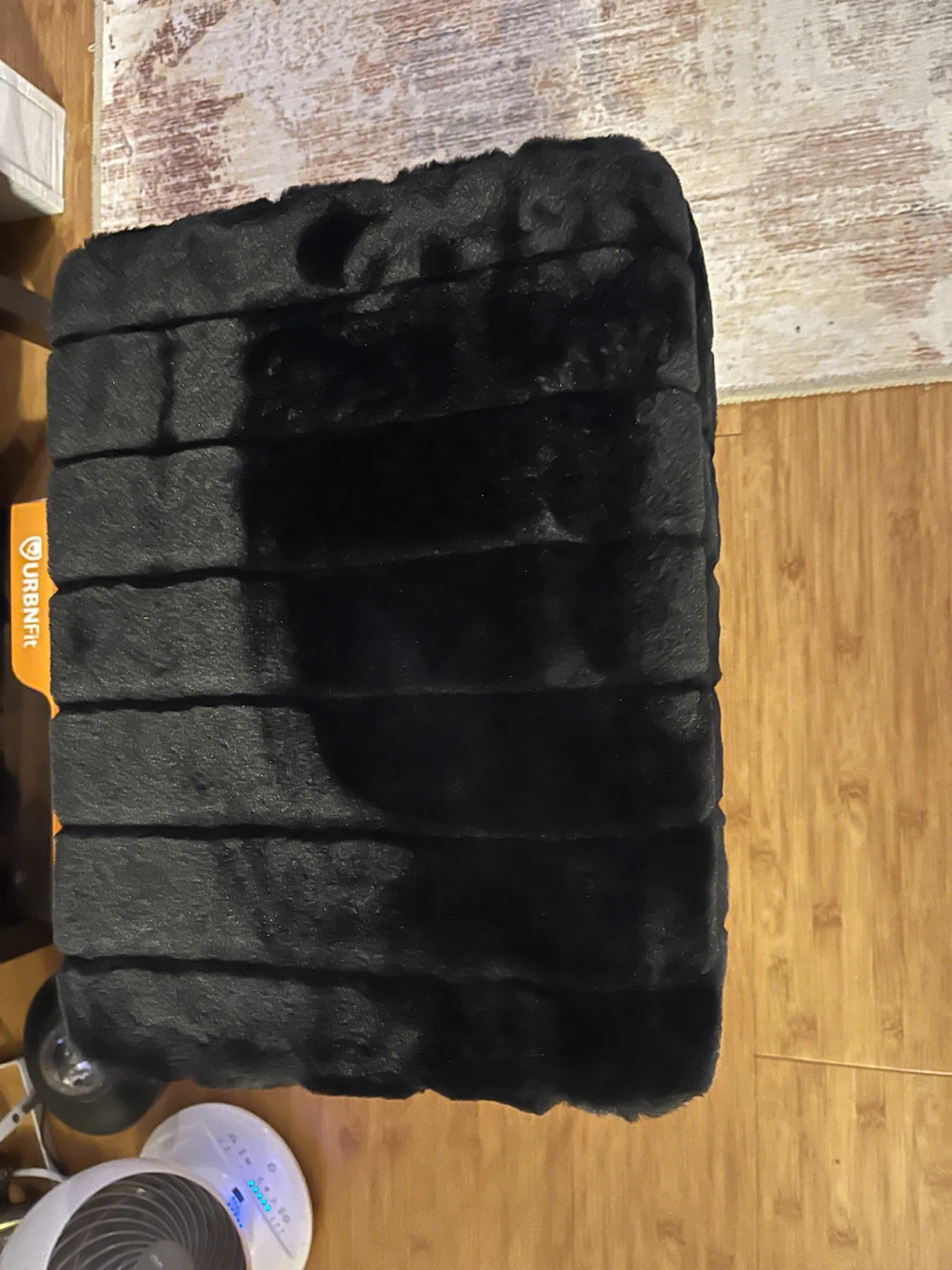 Black faux fur storage ottoman - photo 3
