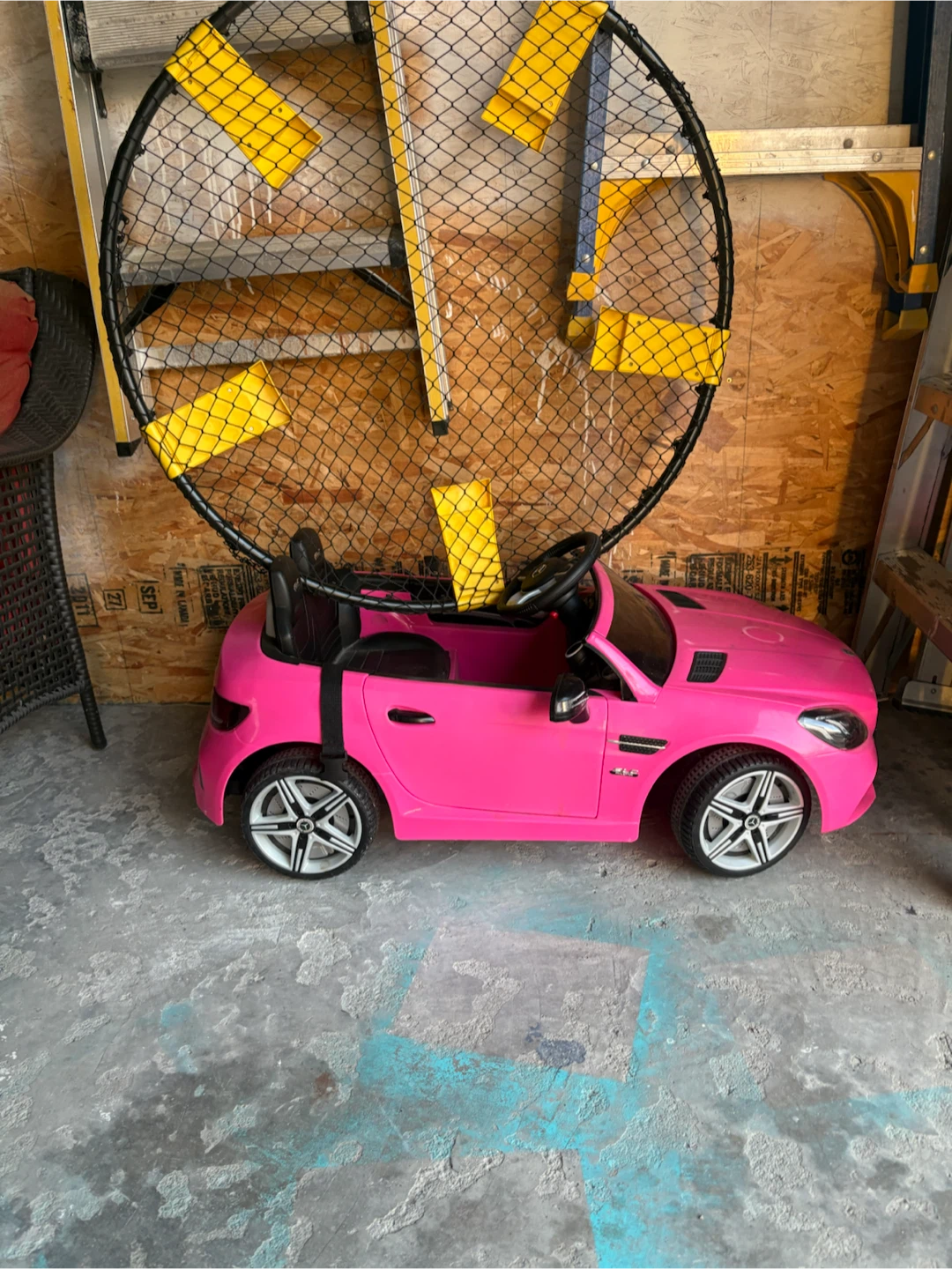 Pink Mercedes Ride-on Toy Car