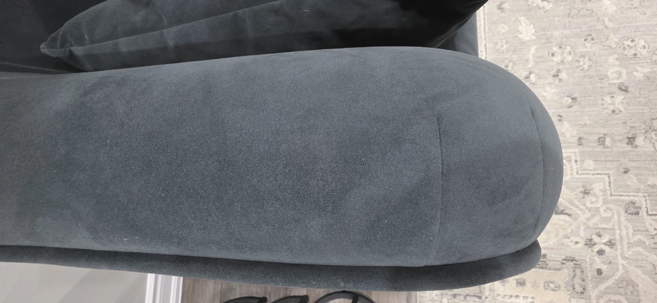 Dark Grey Velvet Loveseat - photo 3