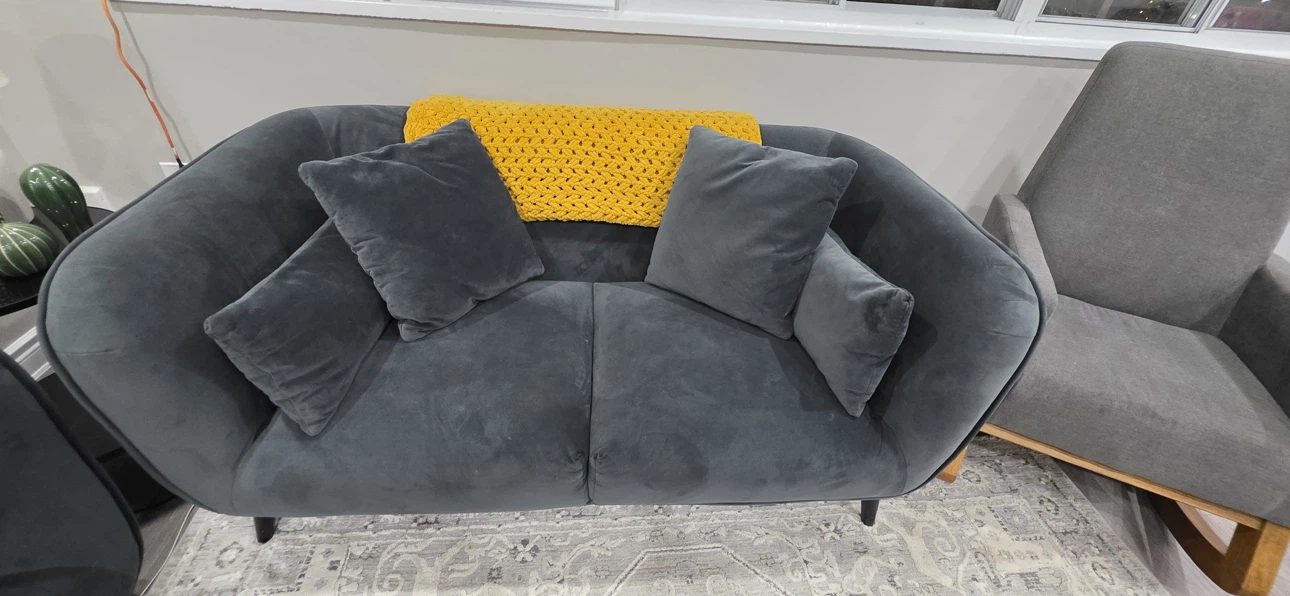 Dark Grey Velvet Loveseat - photo 4
