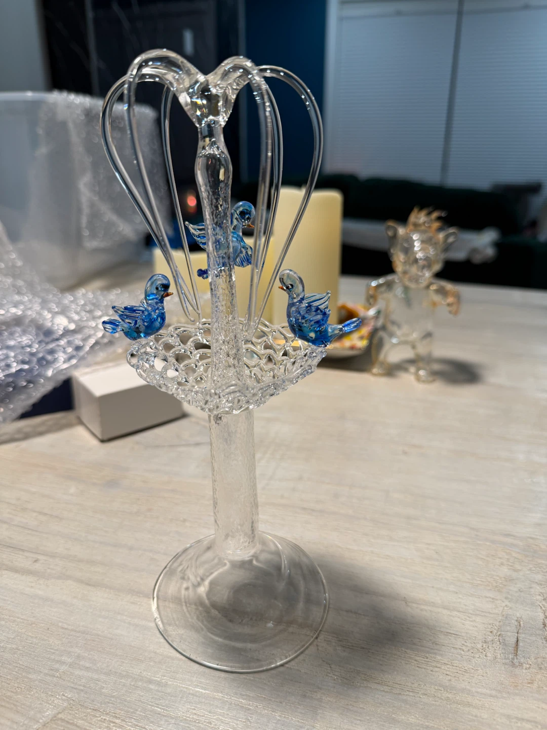 AltaGlass (Medicine Hat) bird ornament with stand - photo 2