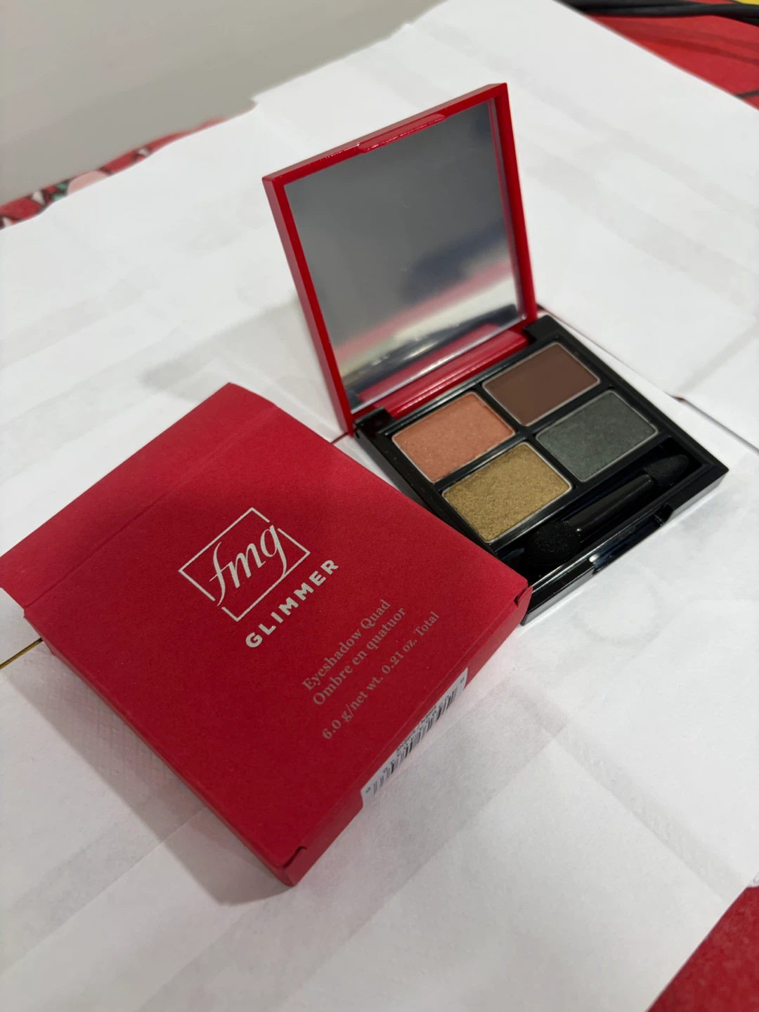 FMG Glimmer Eyeshadow Quad in Siren - photo 2
