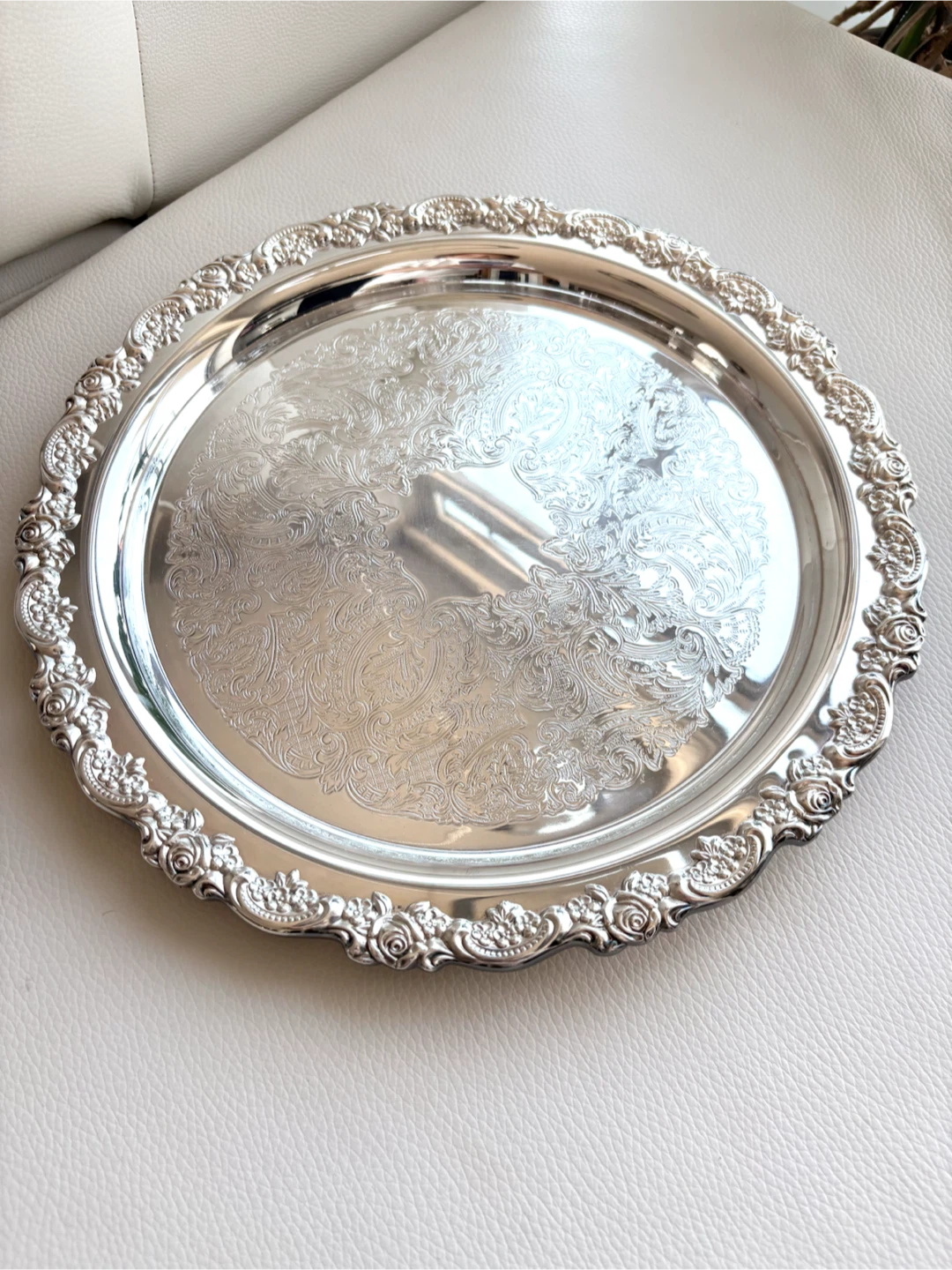 Oneida silver-plated decorative serving tray