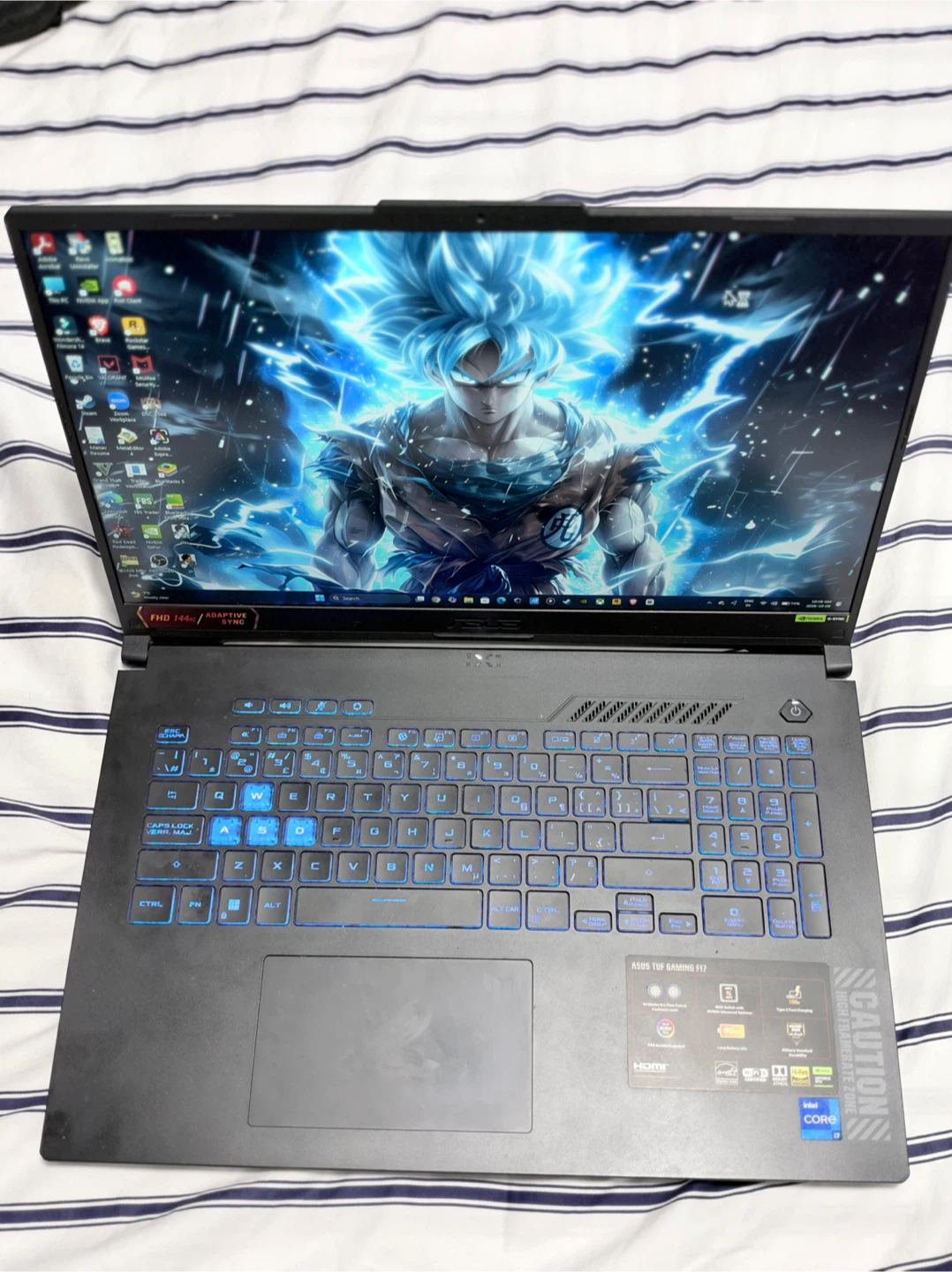 ASUS TUF Gaming F17 Laptop - photo 2