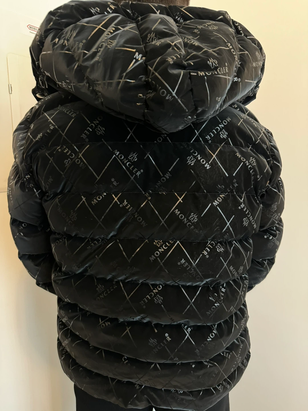 Moncler black down jacket - photo 3