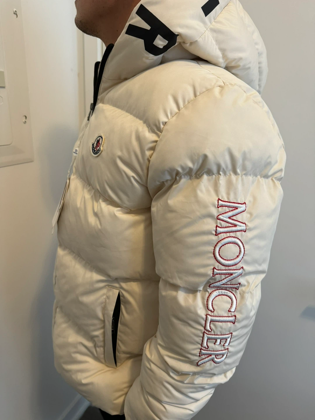 Moncler Puffer Jacket - photo 3