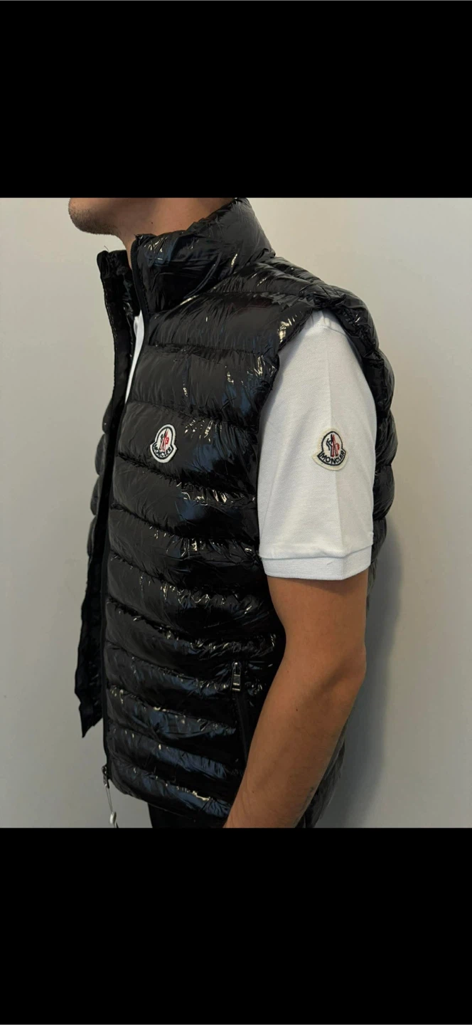 Moncler Puffer Vest - photo 2