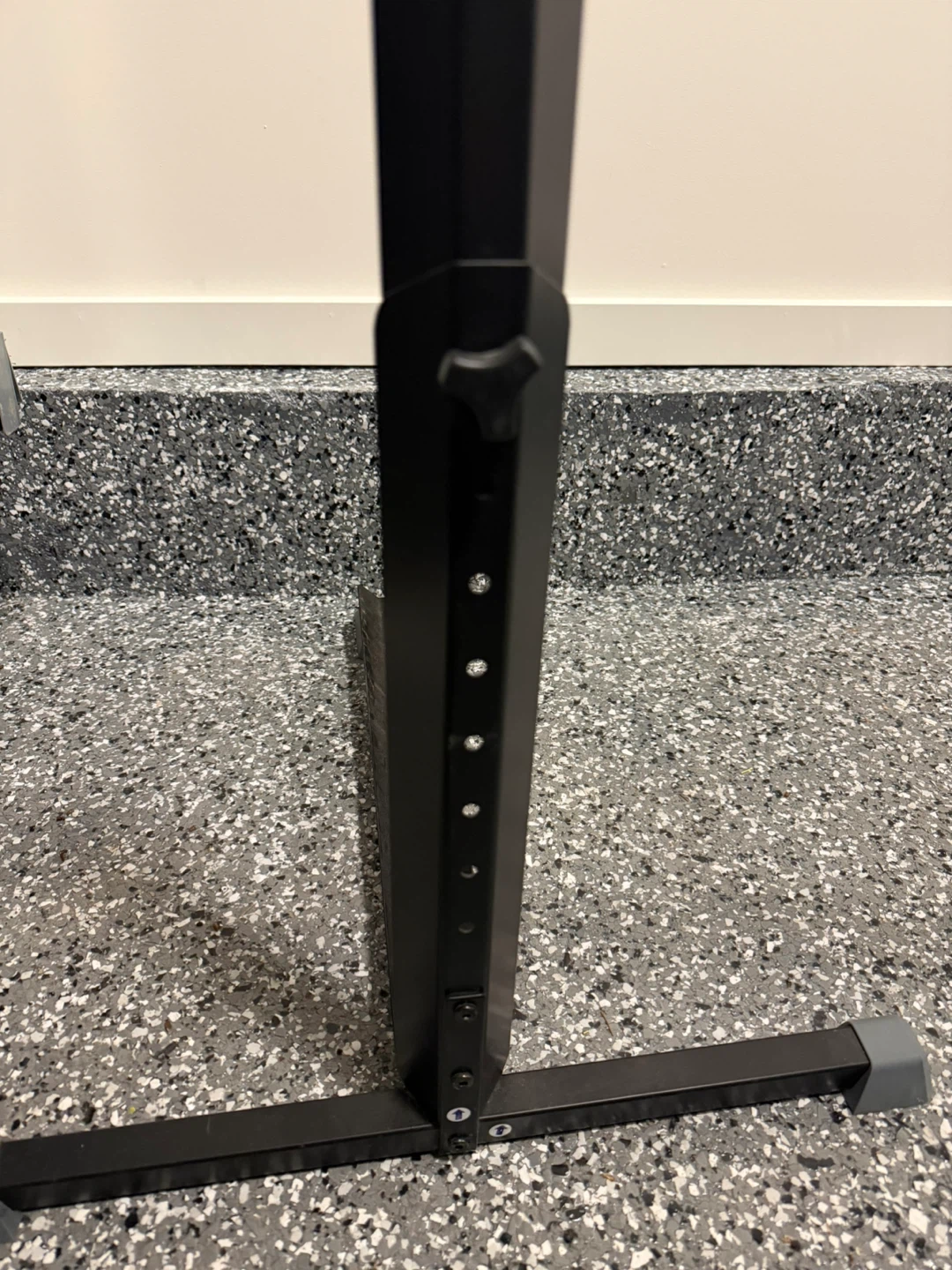Freestanding Vertical 1-Bike Rack - photo 5