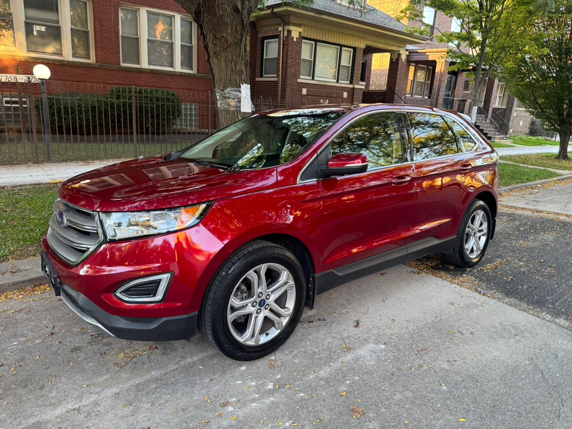 2017 Ford Edge SUV titanium