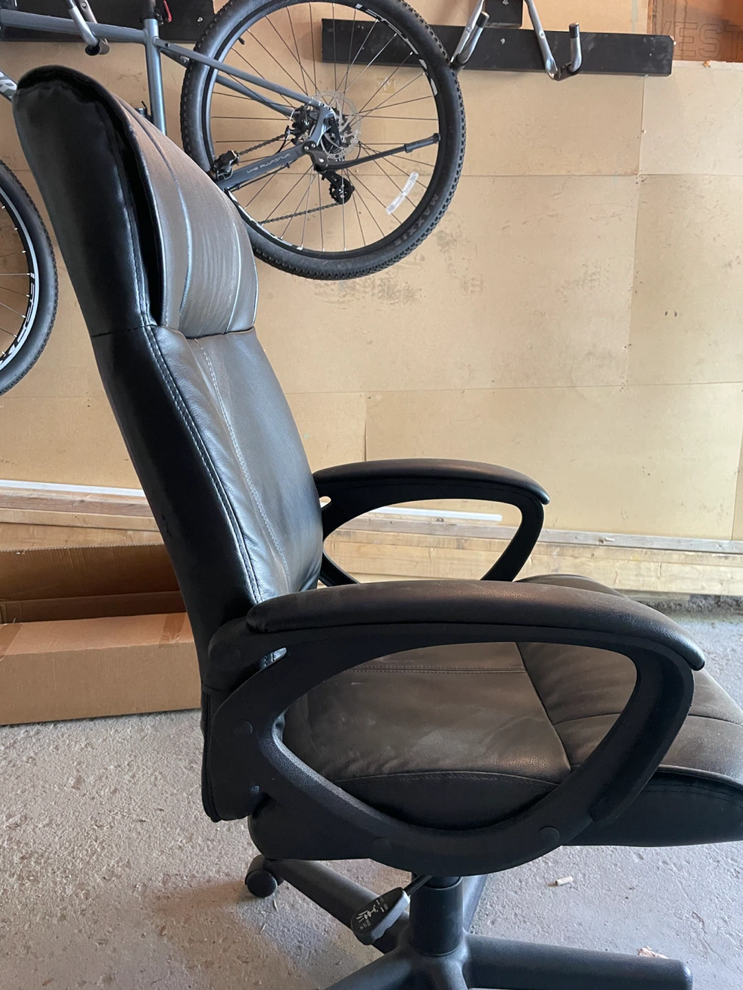 Black Office Chair