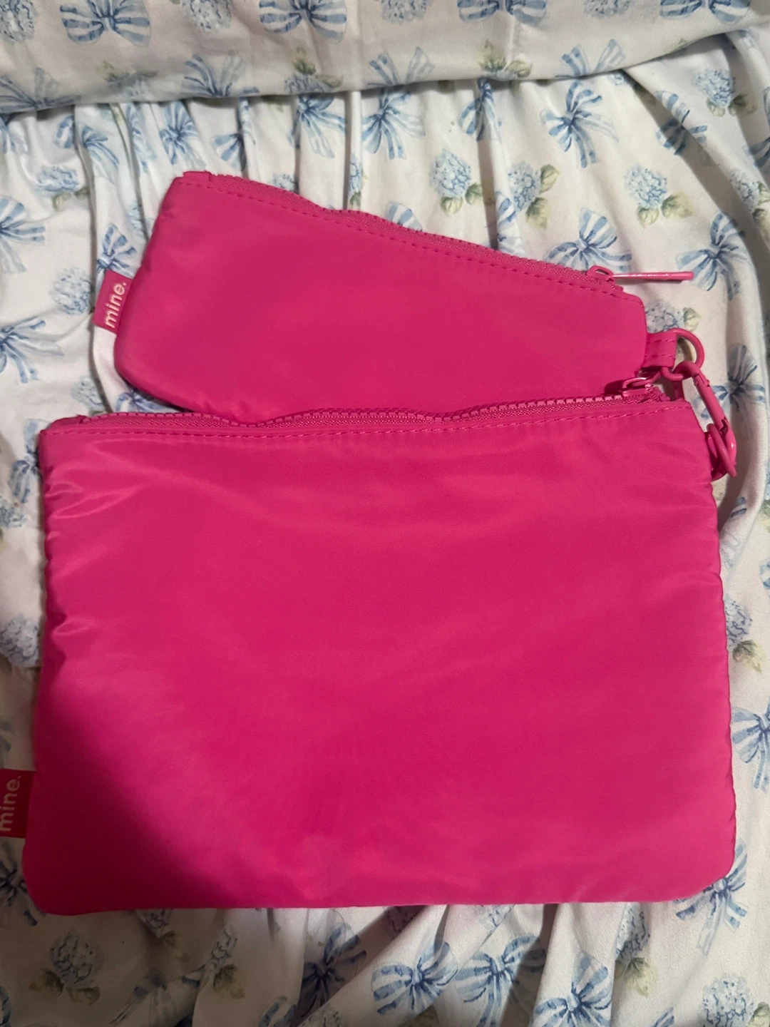 MyTagAlongs Hot Pink Set Of 2 Organizing Pouches With Carabiner - photo 2