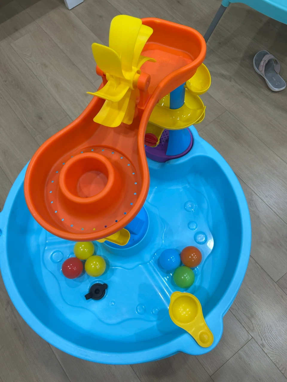 Step2 Water Table with Balls and Spinners - photo 2