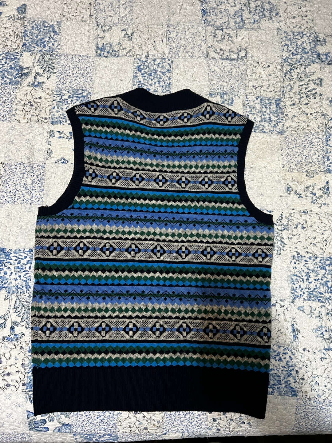 Burberry Fair Isle Knit Vest Size S - photo 3