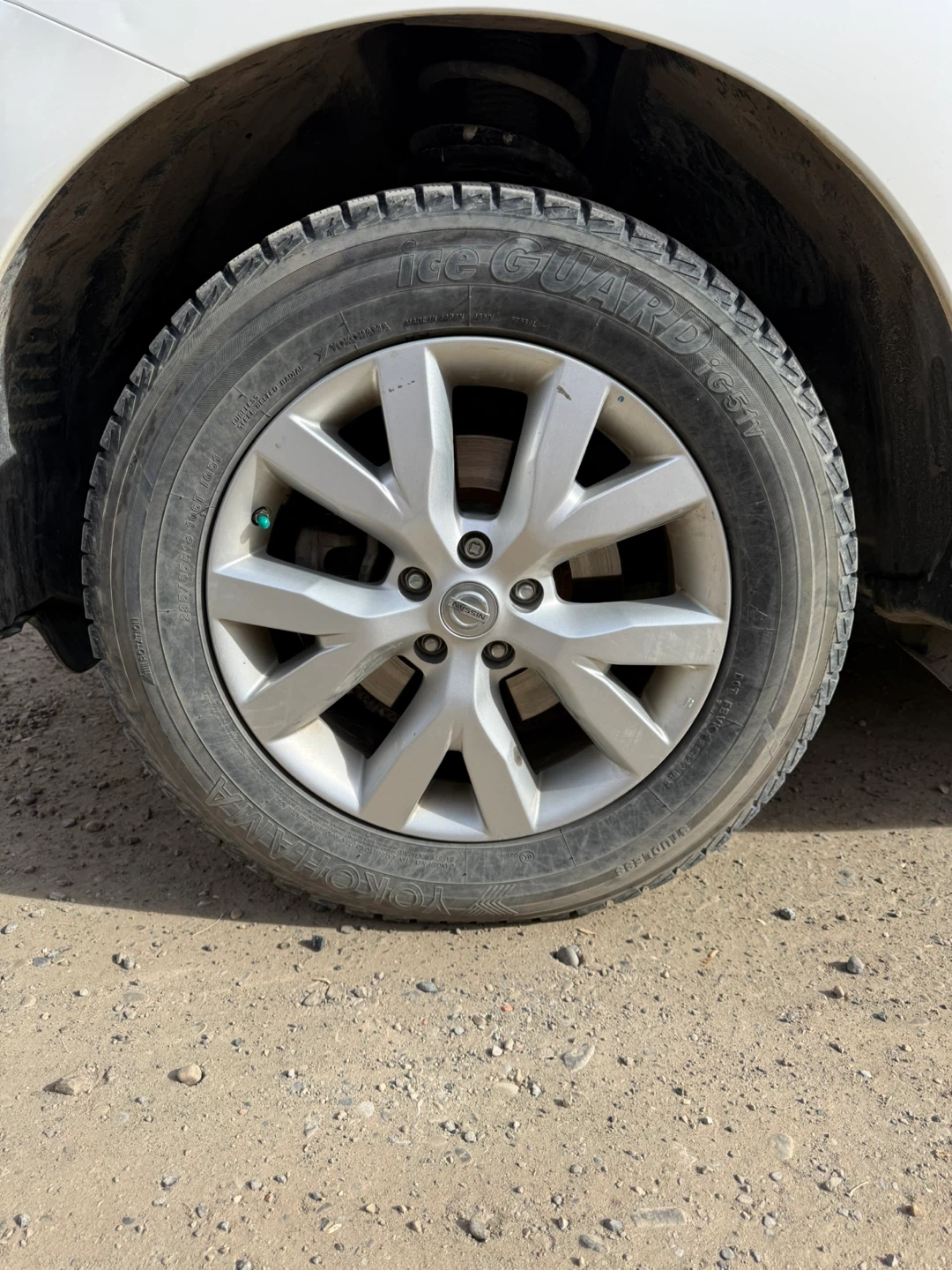 White Nissan Murano - photo 3