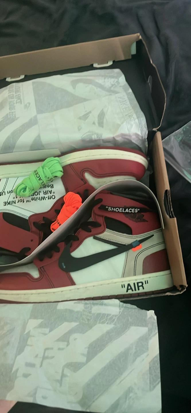 Jordan 1 x off white chicagos - photo 3