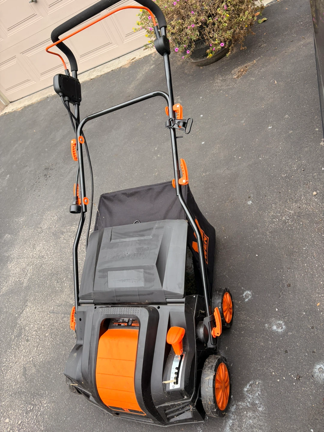 16-Inch 15-Amp 2-in-1 Electric Dethatcher and Scarifier - photo 2
